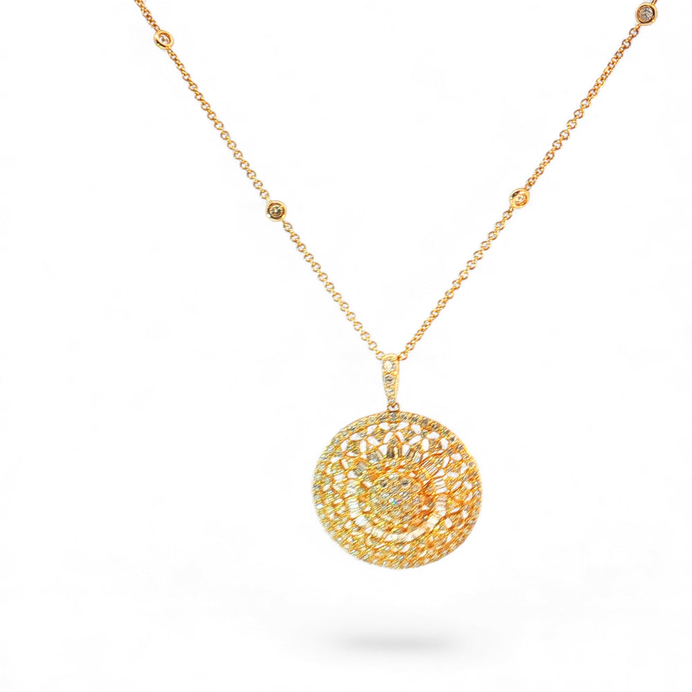 Medallion diamond 14K Yellow Gold Necklace