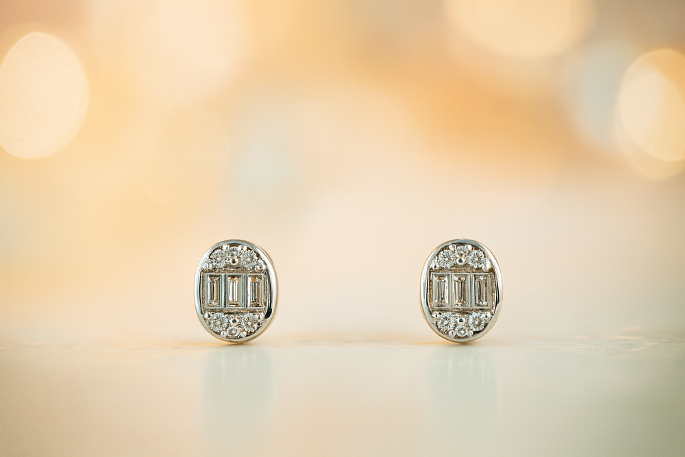 Oval Diamond studs