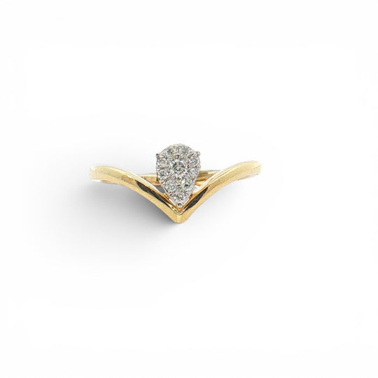 PEAR SHAPE DIAMOND RING