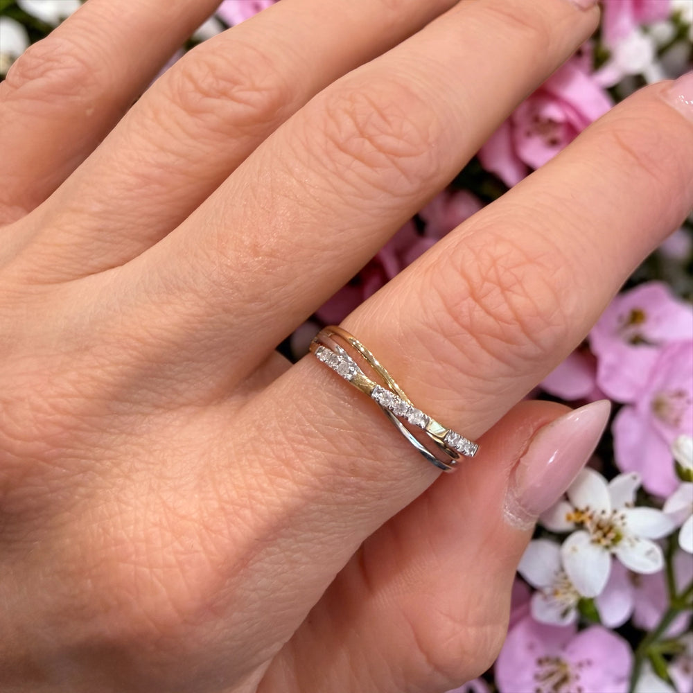 DIAMOND X STACKABLE RING