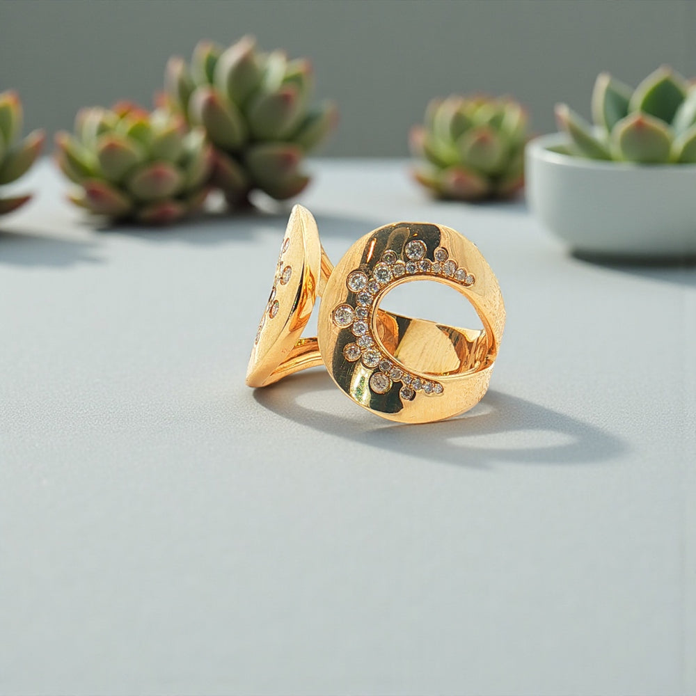 Hug with Diamonds Ring