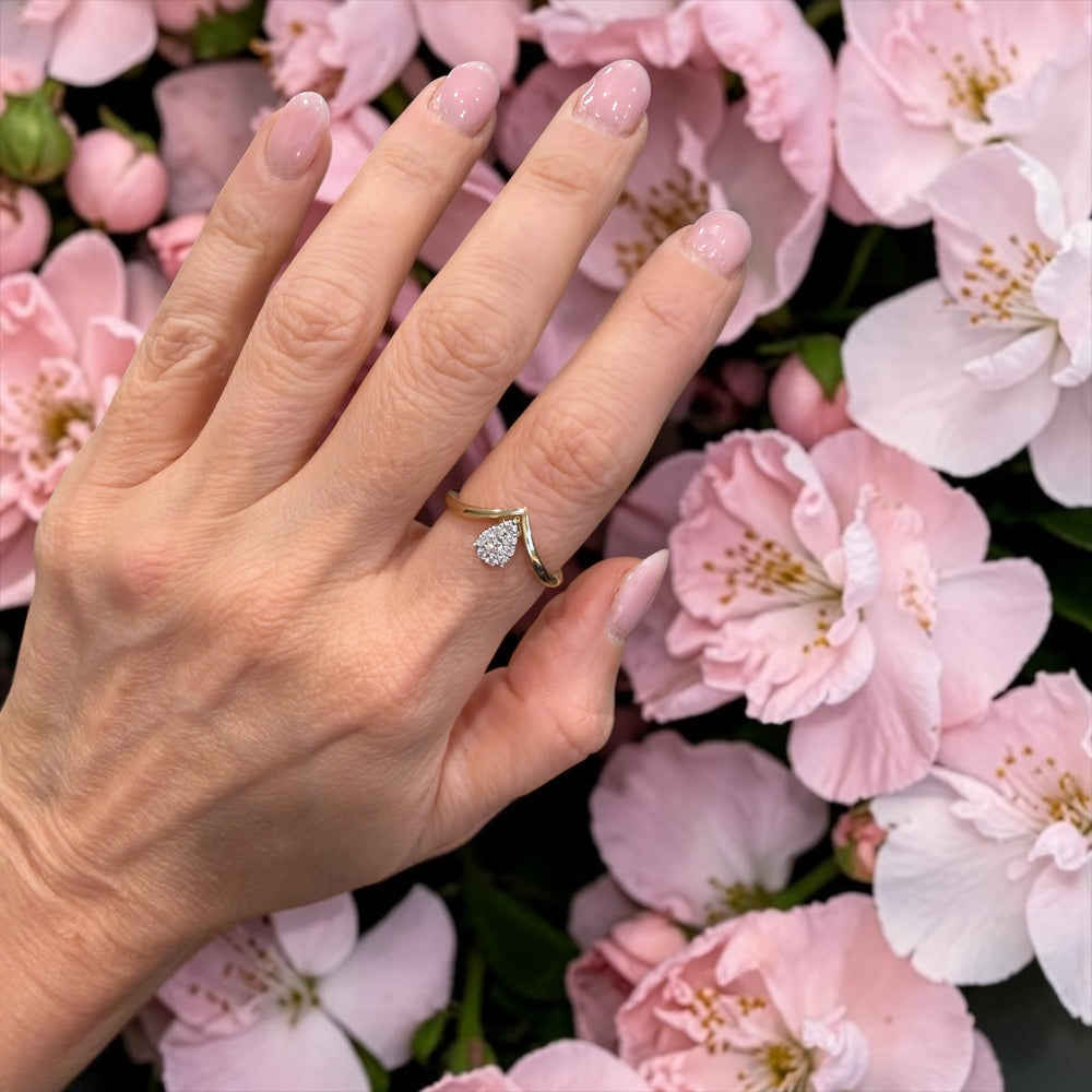 PEAR SHAPE DIAMOND RING
