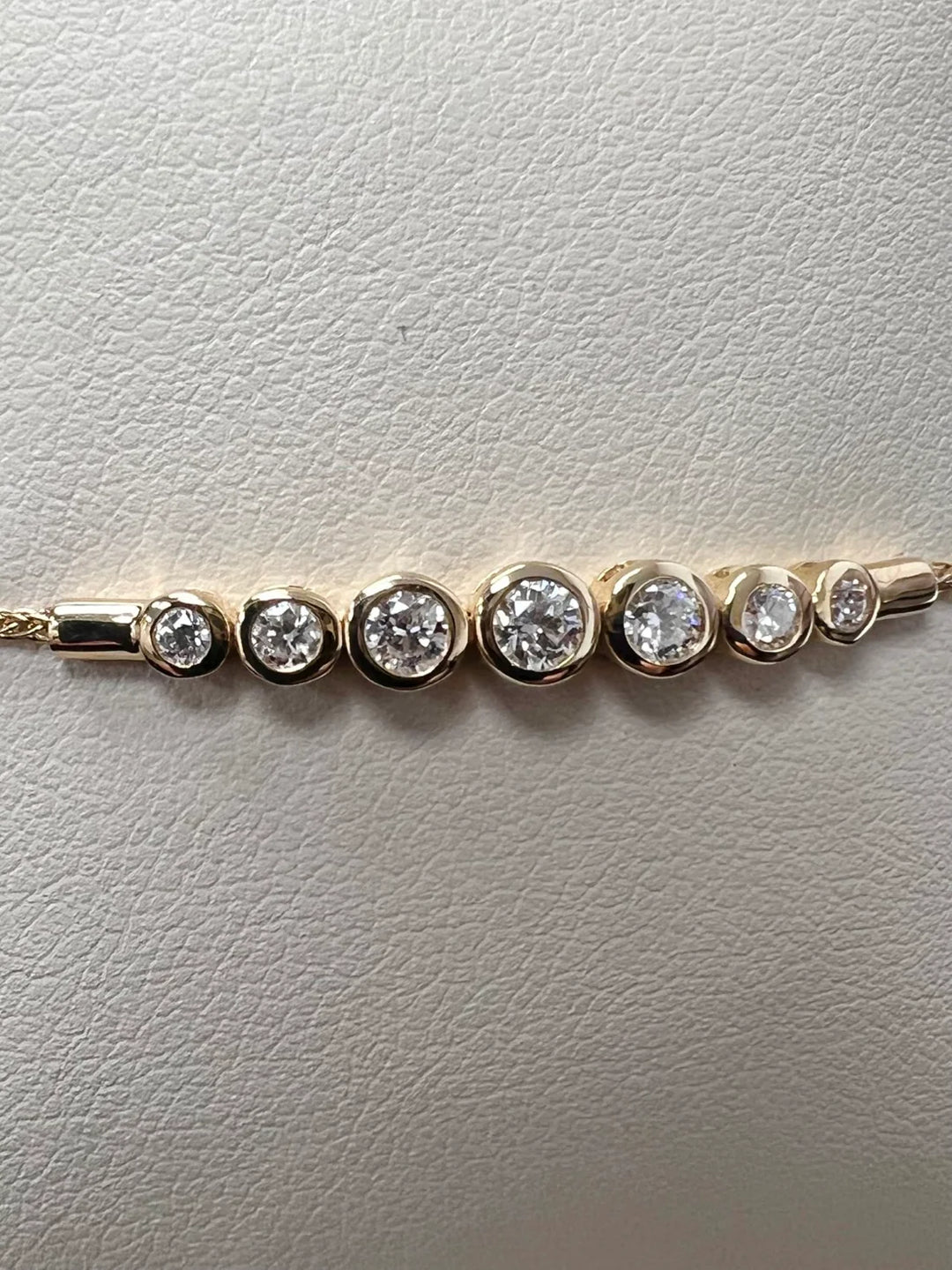 7 diamond bracelet gold drawstring