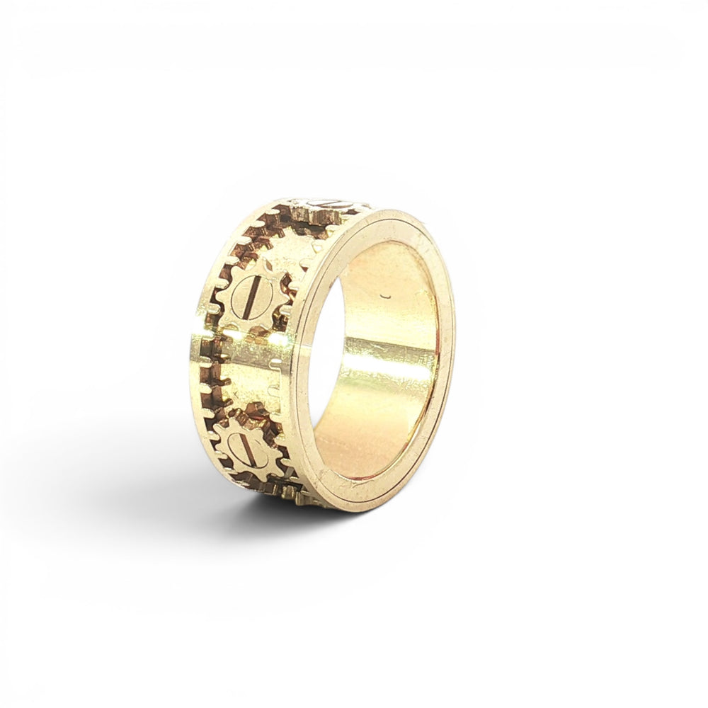 Spinning Gear Cogwheel Yellow Gold Ring 18K