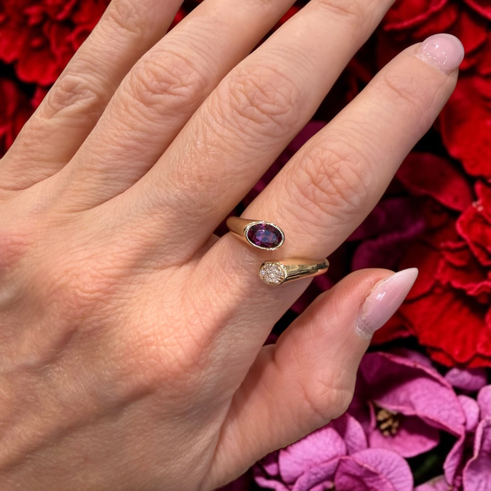 DIAMOND AND RHODALITE GARNET RING