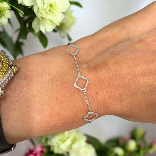 Diamond open clover bracelet