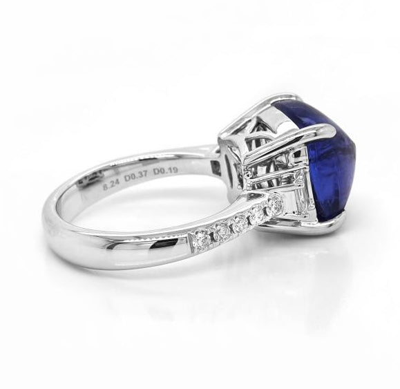 Dismond Sugerloaf Tanzanite Ring